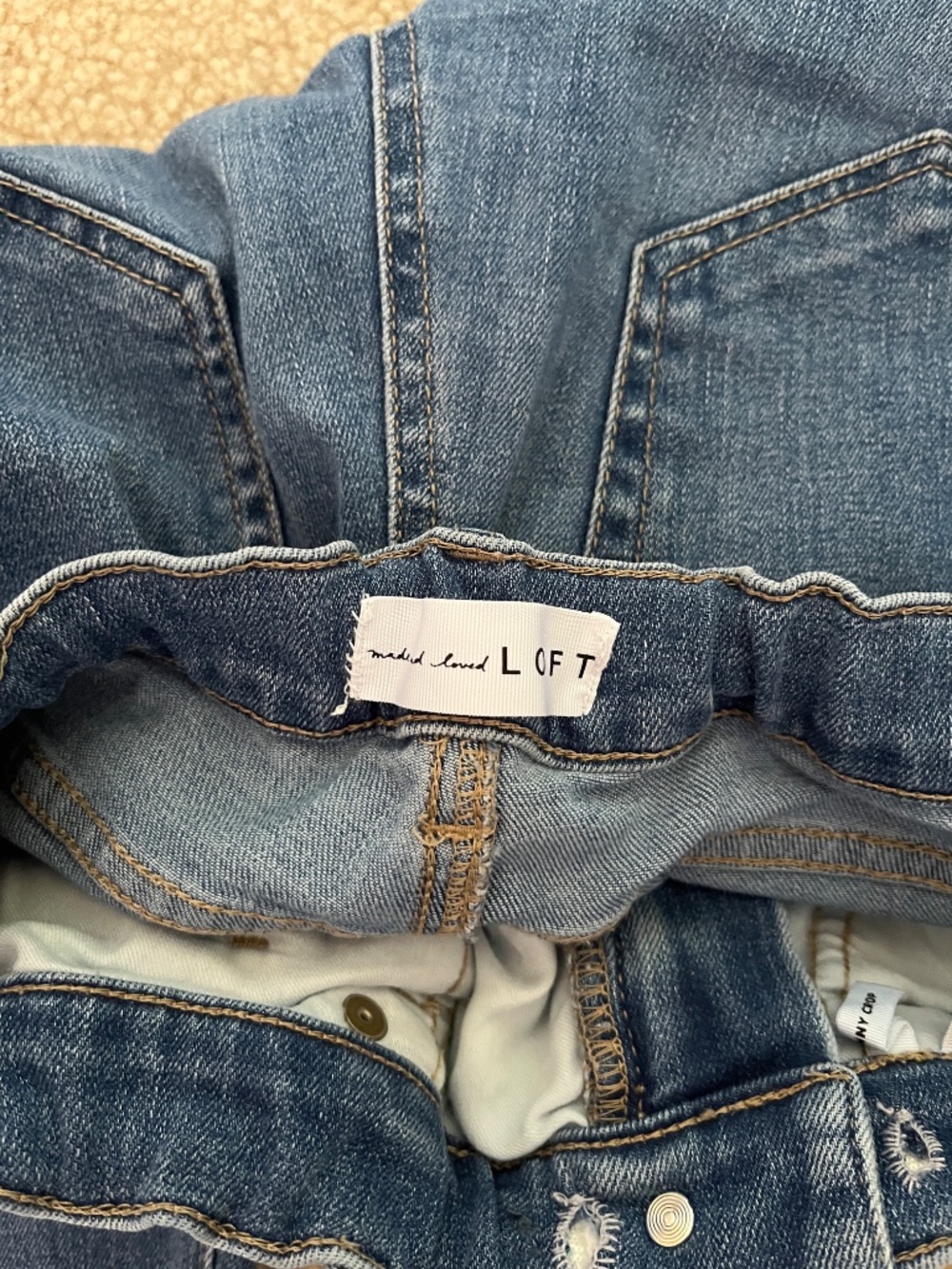 Loft Skinny Jeans with embroidered flower edges - Picture 3 of 8